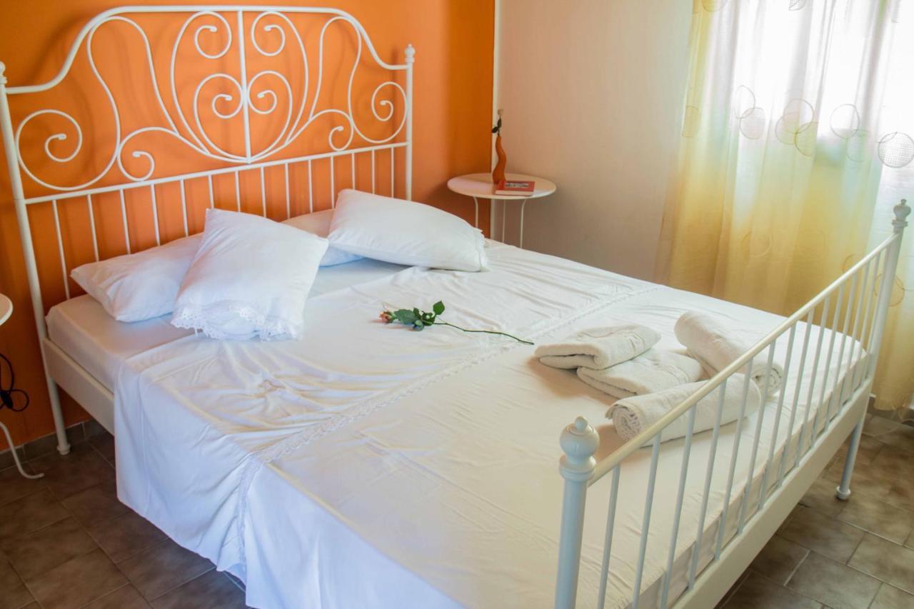 Villa Georgia Kalyves Esterno foto